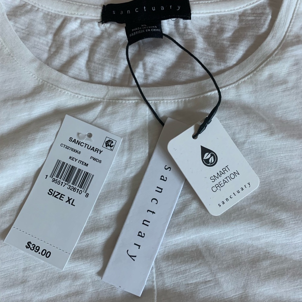 NWT sanctuary tee with knot front - Picture 2 of 6